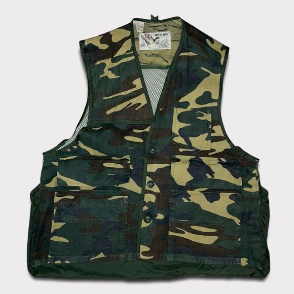 DUCK BAY Men’s Camo Hunting Vest Jacket Game Pouch Mesh Back Ammo Holder Sz L - Picture 3 of 6